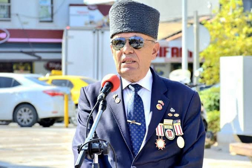 Kıbrıs Gazisi gençlere taş çıkarttı, 75 yaşında rekor kırdı - Resim : 1