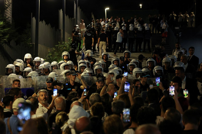 Fotoğraflarla CHP'ye abluka - Resim: 9