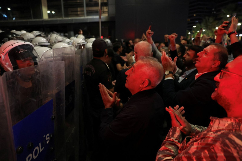 Fotoğraflarla CHP'ye abluka - Resim: 11