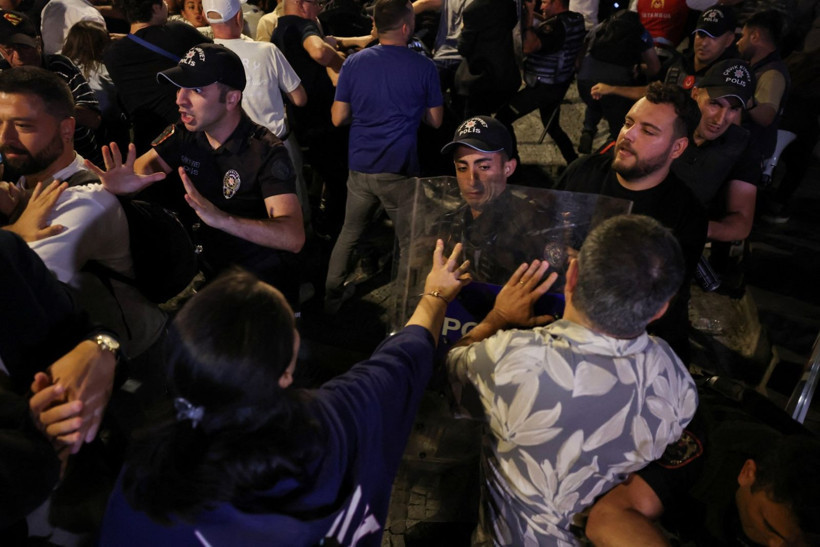 Fotoğraflarla CHP'ye abluka - Resim: 13