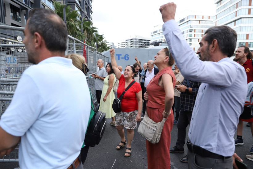 Fotoğraflarla CHP'ye abluka - Resim: 21