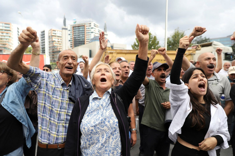 Fotoğraflarla CHP'ye abluka - Resim: 22