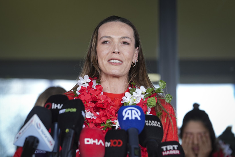 Dünya ikincisi Sultanlar yurda döndü - Resim : 3