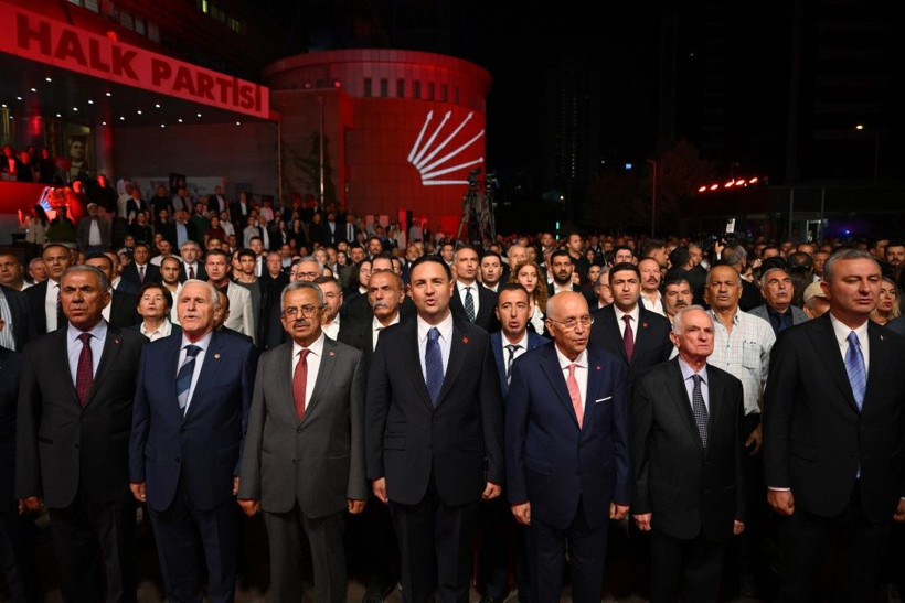 Özel: İnsanları babaevine davet ettim, onları sokakta Erdoğan bıraktı - Resim: 14