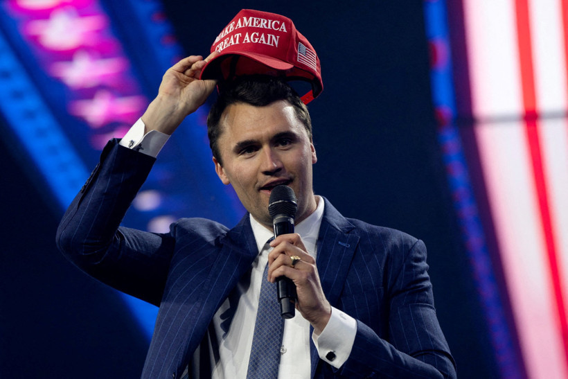 Trump destekçisi Charlie Kirk'e sahnede suikast - Resim : 4