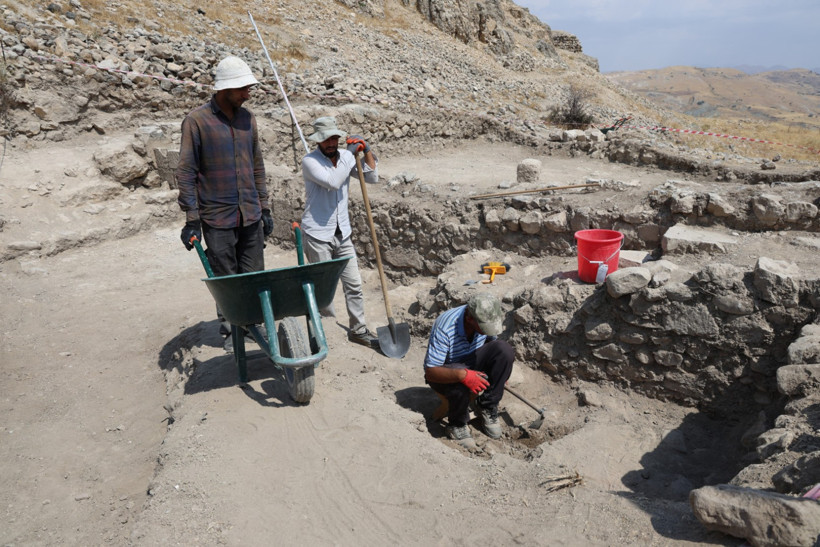 3 bin yıllık kalede Osmanlı'ya ait karakol ortaya çıktı - Resim : 1