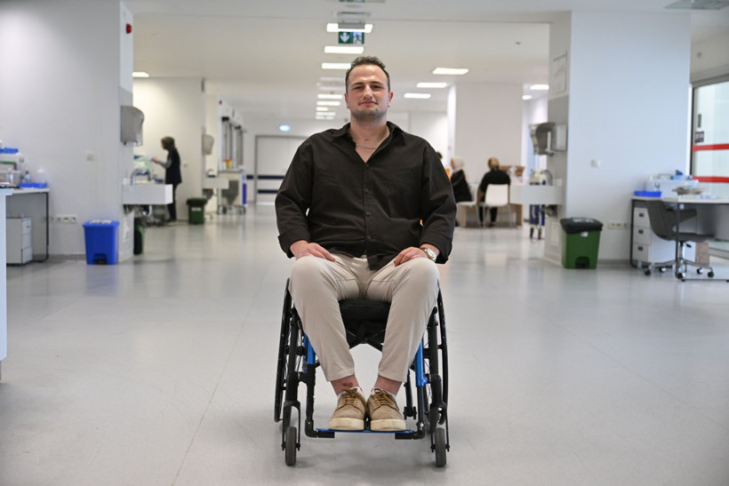 5 kez kalbi durdu, ciğerleri söndü, omuriliği kırıldı... Yeni hayatına 'merhaba' dedi - Resim : 1