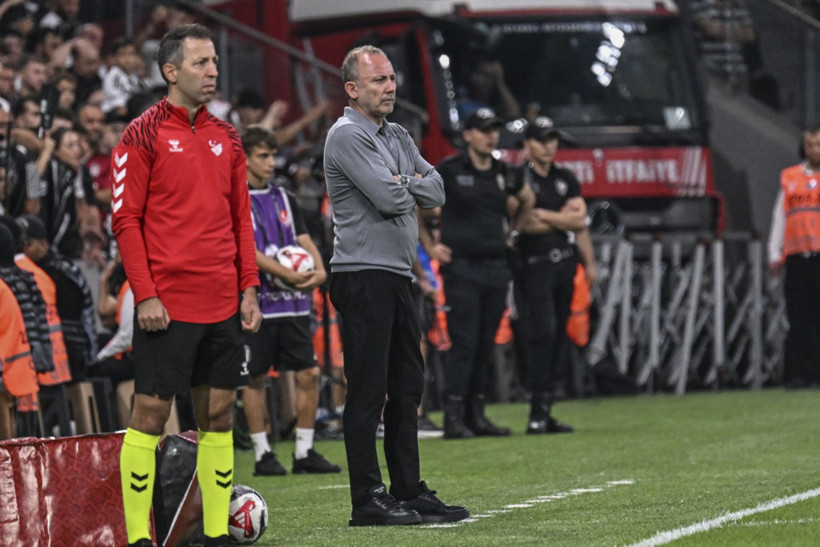 Sergen Yalçın'ın prensi sahnede: Başakşehir'i Cengiz Ünder yıktı - Resim : 3