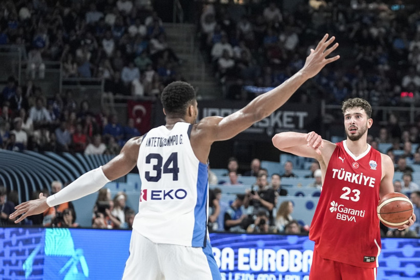 Giannis Antetokounmpo Türkiye'den, Alperen Şengün de Yunanistan'dan özür diledi - Resim : 1