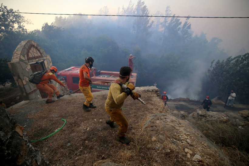 Alanya'da yangın yerleşim yerlerine ulaştı - Resim: 25