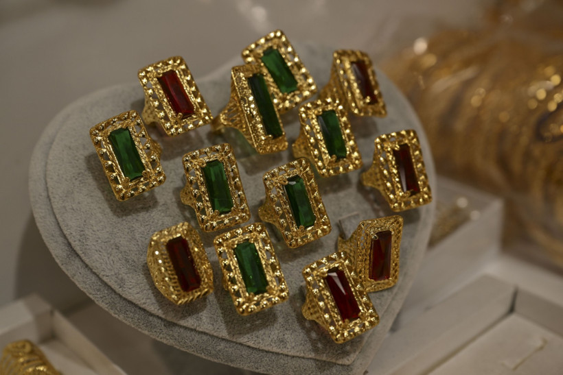 Altın fiyatları fırladı, imitasyon takılara ilgi arttı - Resim : 5