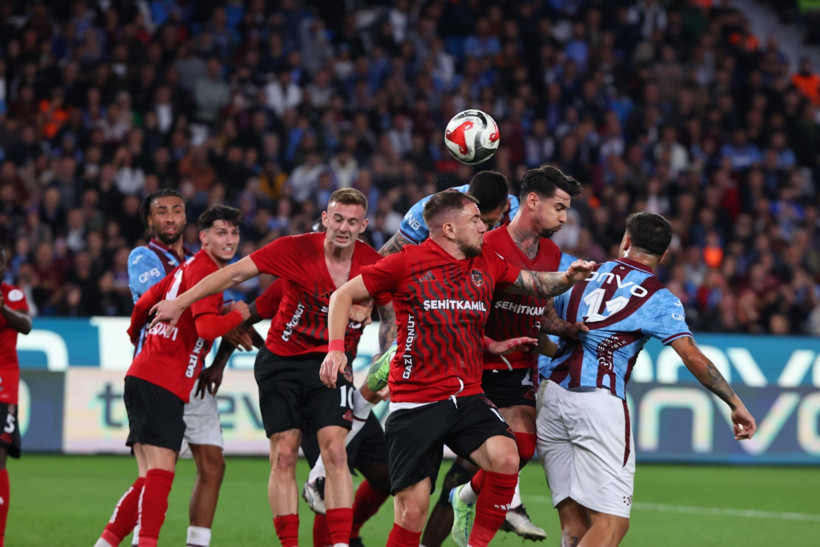 Burak Yılmaz kaçtı, Fatih Tekke yakaladı: Onana'nın asisti yetmedi - Resim : 1