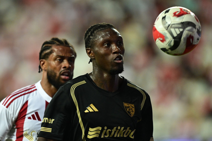 Emre Belözoğlu uzatmada yıkıldı: Kayseri pes etmedi - Resim : 1