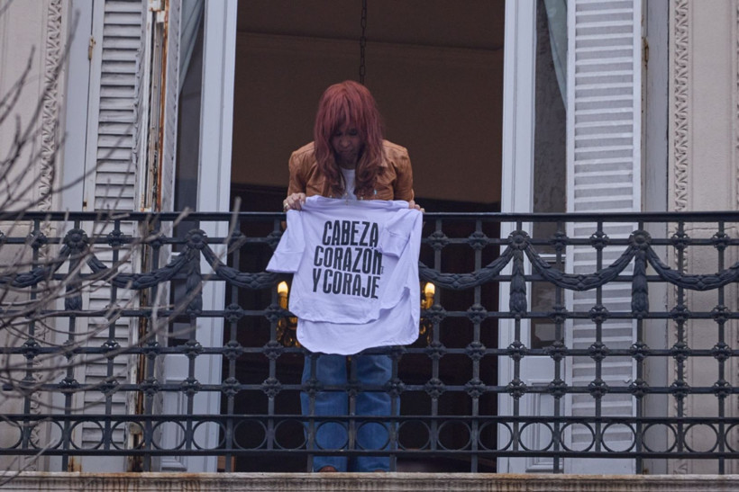 100 gündür ev hapsinde: Destekçilerini böyle selamladı - Resim: 9