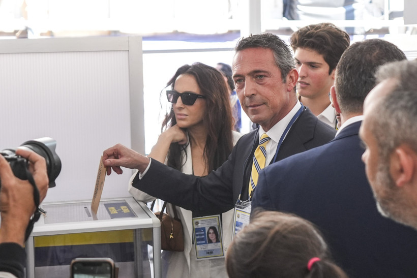 Fenerbahçe başkanını seçti: Sadettin Saran, Ali Koç devrini bitirdi - Resim : 3