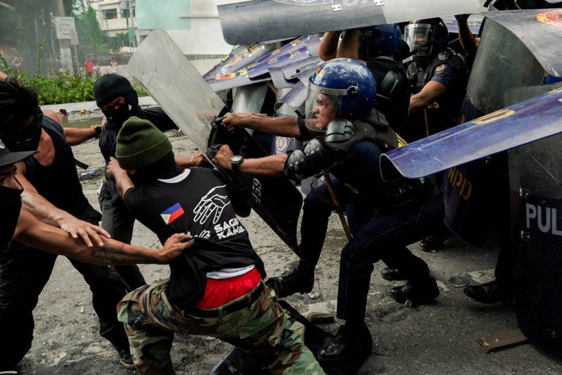 Bu da 'Muson Baharı': Protesto ateşi Filipinler'e sıçradı - Resim: 6