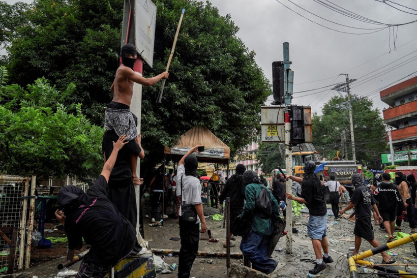 Bu da 'Muson Baharı': Protesto ateşi Filipinler'e sıçradı - Resim: 13
