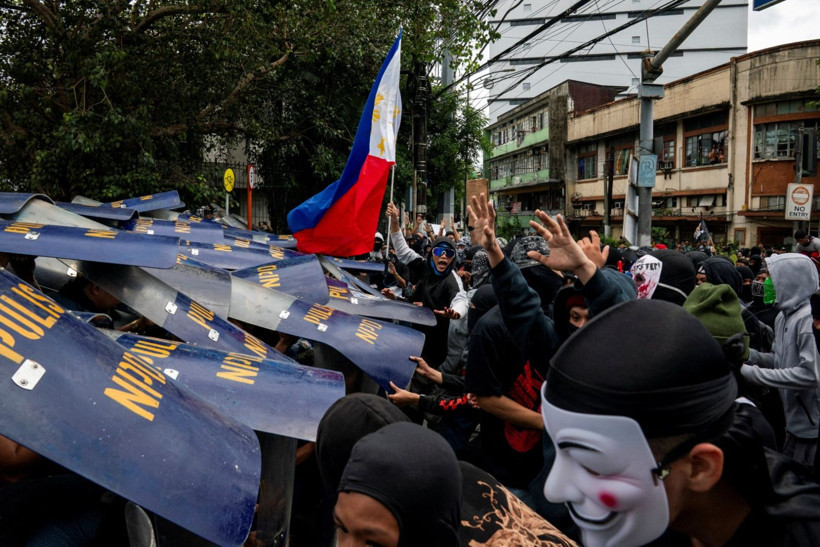Bu da 'Muson Baharı': Protesto ateşi Filipinler'e sıçradı - Resim: 16