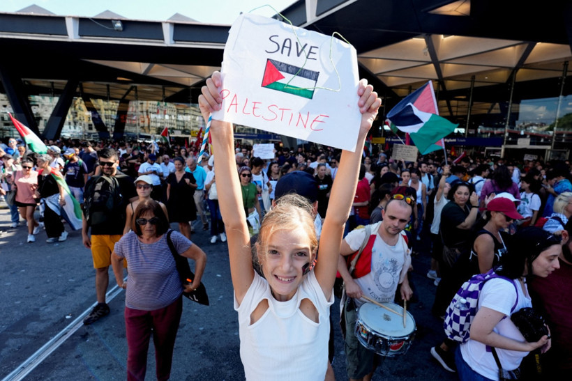 İtalya'da Gazze grevi: Ulaşım durdu, limanlar kapatıldı - Resim : 2