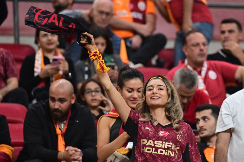 Galatasaray zirvede yapayalnız: Fenerbahçe ile fark 6 oldu - Resim : 2