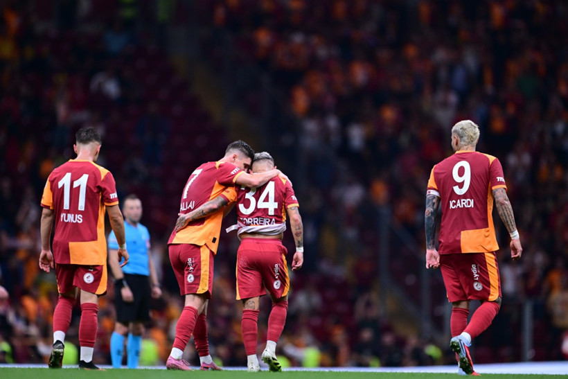 Galatasaray zirvede yapayalnız: Fenerbahçe ile fark 6 oldu - Resim : 1