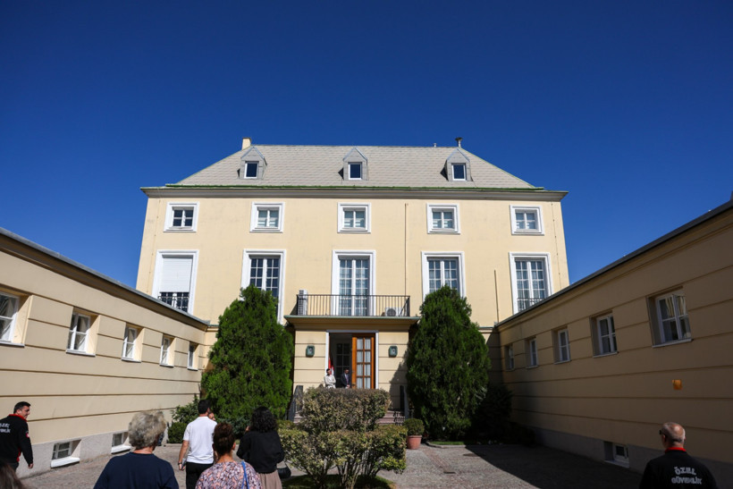 Avusturya Büyükelçisi Gabriele Juen: Anıtkabir'i ziyaret etmeden Türkiye'yi anlayamazsınız - Resim : 1