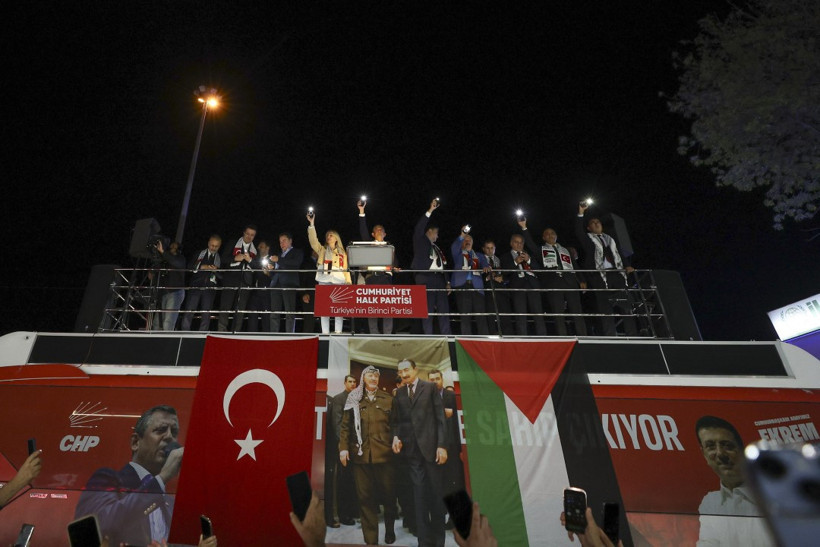 Özel'den Erdoğan'a çağrı: Bunları Trump'a söyle, seni Esenboğa'da karşılayacağım - Resim : 12