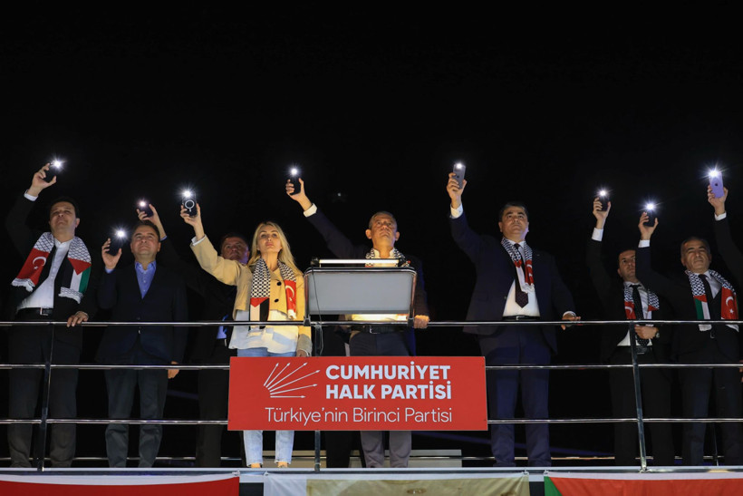 Özel'den Erdoğan'a çağrı: Bunları Trump'a söyle, seni Esenboğa'da karşılayacağım - Resim : 1