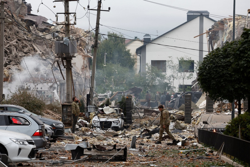 Rusya, Kiev'e en büyük saldırıyı gerçekleştirdi - Resim : 2