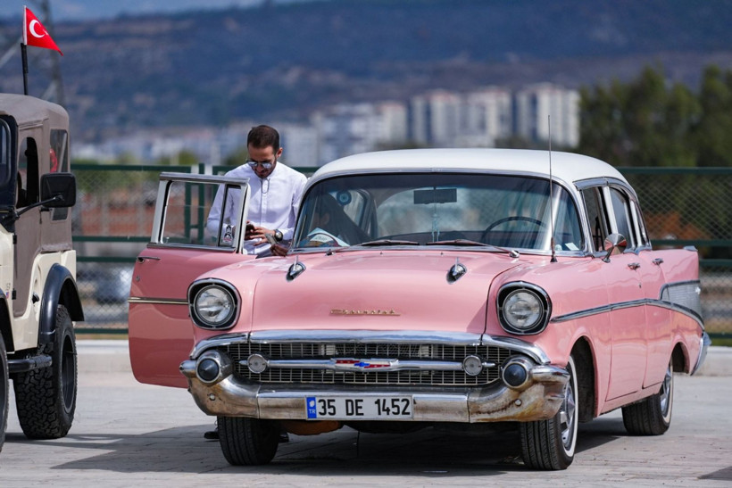 'Seçkin Beyefendiler' gaza bastı - Resim: 10