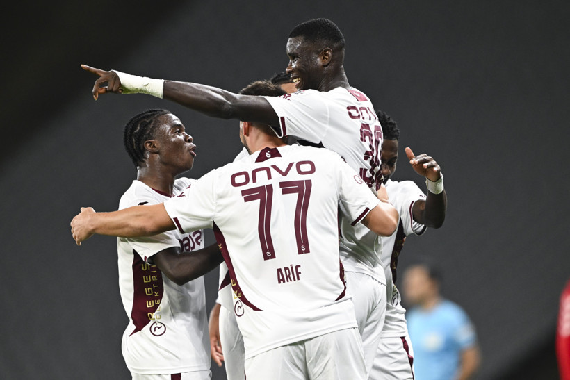 Karadeniz fırtınası döndü: Onuachu yeniden sahnede! - Resim : 1