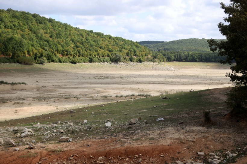İstanbul'un hayat damarlarından biri kurudu: Altı ayda buharlaştı - Resim: 2