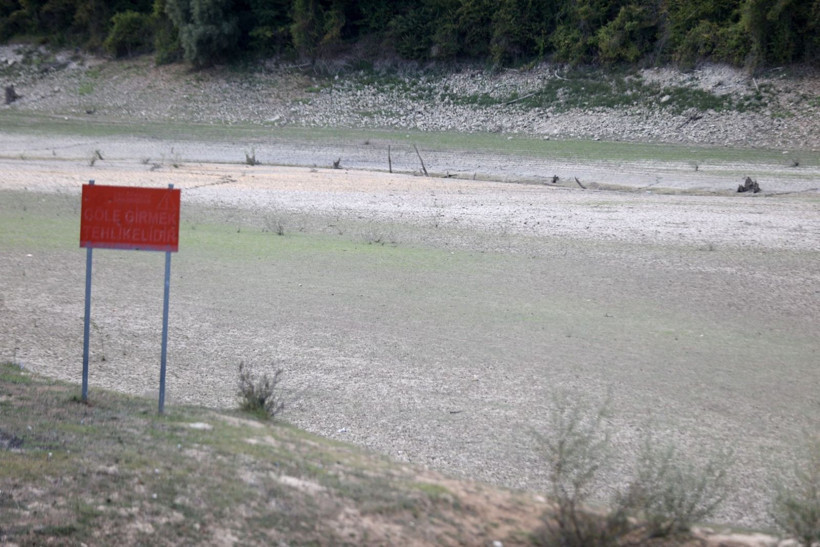 İstanbul'un hayat damarlarından biri kurudu: Altı ayda buharlaştı - Resim: 4