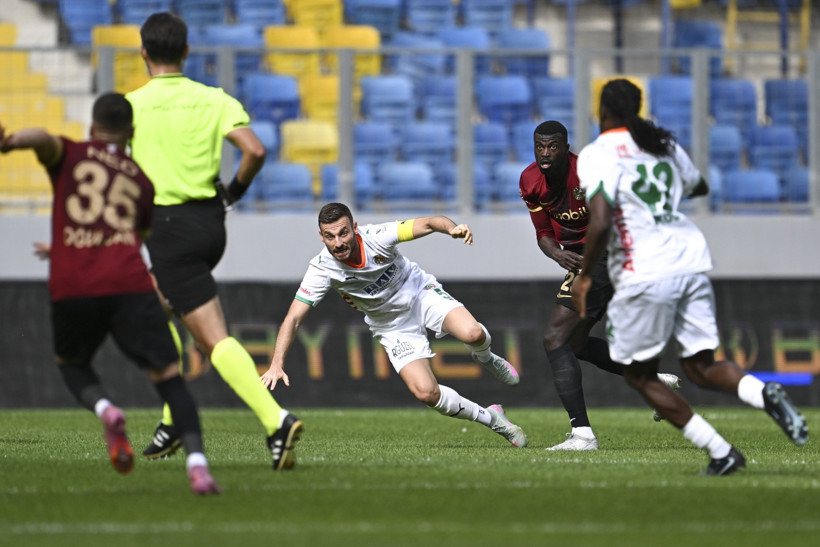 Alanyaspor kaçtı, Gençlerbirliği yakaladı: Başkentte 4 gollü maç - Resim : 2