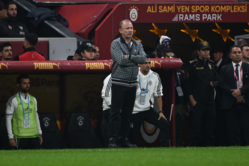 10 kişilik Galatasaray, Beşiktaş'a pes etmedi: Puanlar paylaşıldı - Resim : 5