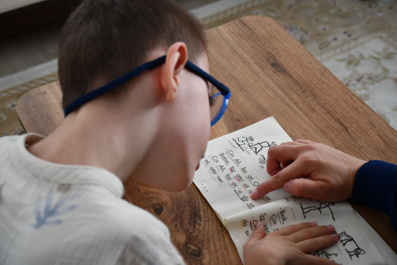 Mesleğini bıraktı, kendini oğluna adadı - Resim: 3