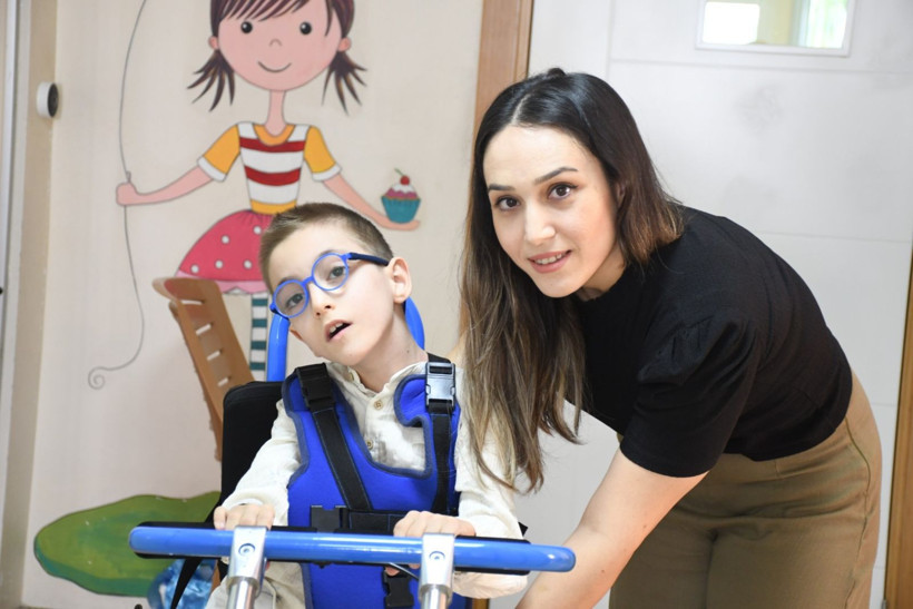 Mesleğini bıraktı, kendini oğluna adadı - Resim: 9