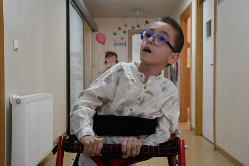 Mesleğini bıraktı, kendini oğluna adadı - Resim: 11