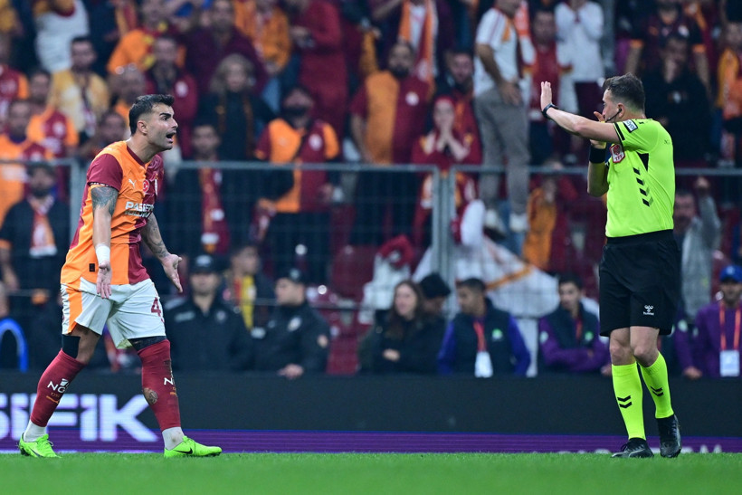 'Galatasaray-Beşiktaş maçı tekrar edilebilir': Derbide kural hatası iddiası - Resim : 1