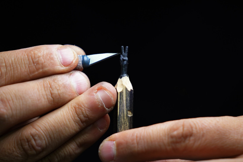 Kalemlerin ucundan sanat eseri çıkarıyor - Resim : 2