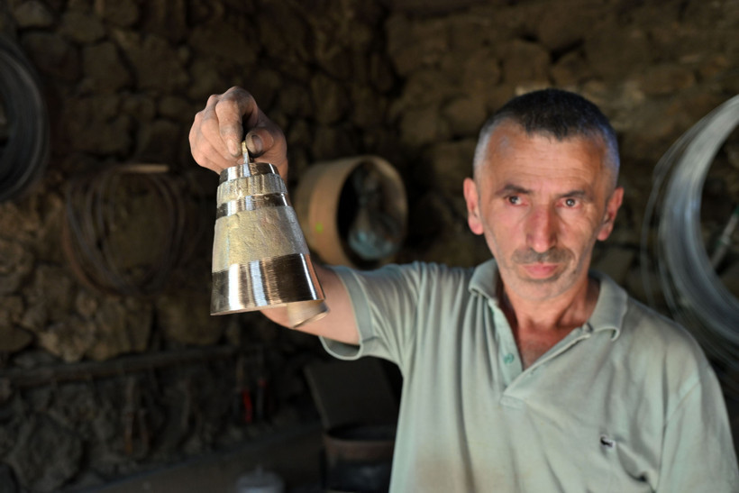 Gümüşhane'de hurda musluklardan üretilen el yapımı ziller Avrupa’da çalıyor - Resim : 1