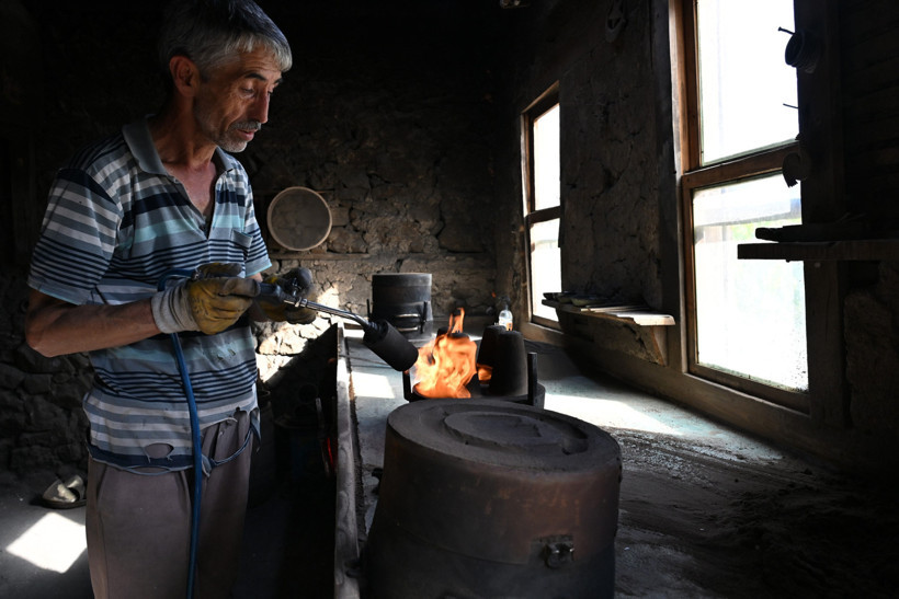 Gümüşhane'de hurda musluklardan üretilen el yapımı ziller Avrupa’da çalıyor - Resim : 2