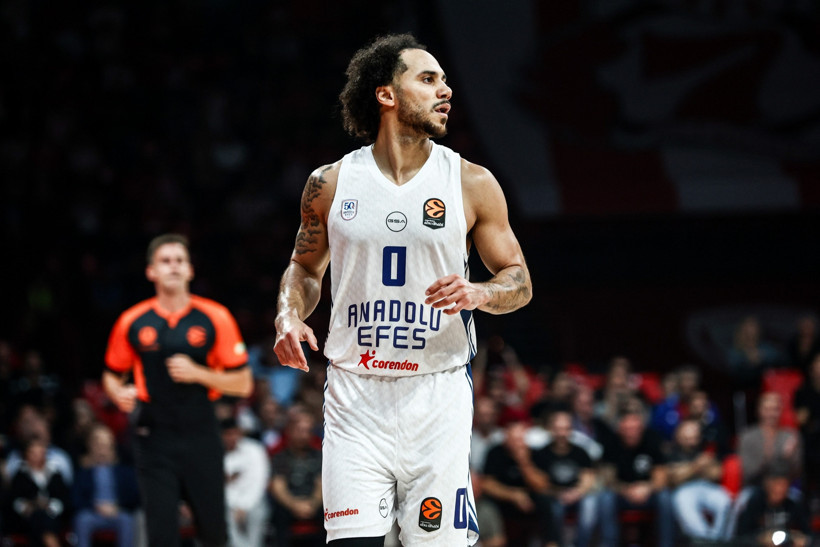 Anadolu Efes’ten Pire’de kritik zafer - Resim : 1