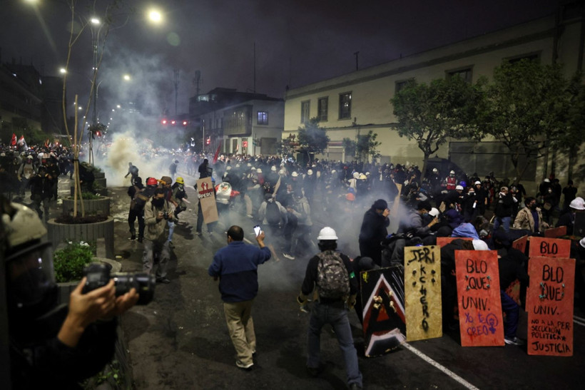 Latin Amerika ülkesinde protesto dalgası: Çatışmalarda ölü ve yaralılar var - Resim: 3