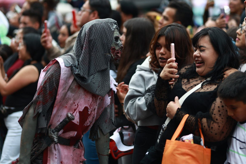 Meksika'da 'zombiler' yürüyüşü - Resim: 8