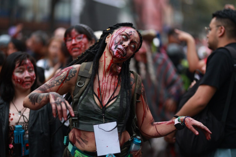 Meksika'da 'zombiler' yürüyüşü - Resim: 21