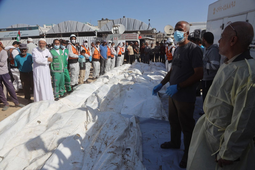 Onlarca isimsiz ceset toprağa verildi - Resim: 4