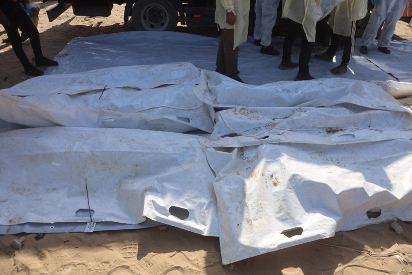 Onlarca isimsiz ceset toprağa verildi - Resim: 15