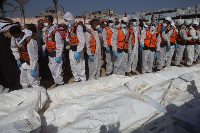 Onlarca isimsiz ceset toprağa verildi - Resim: 31