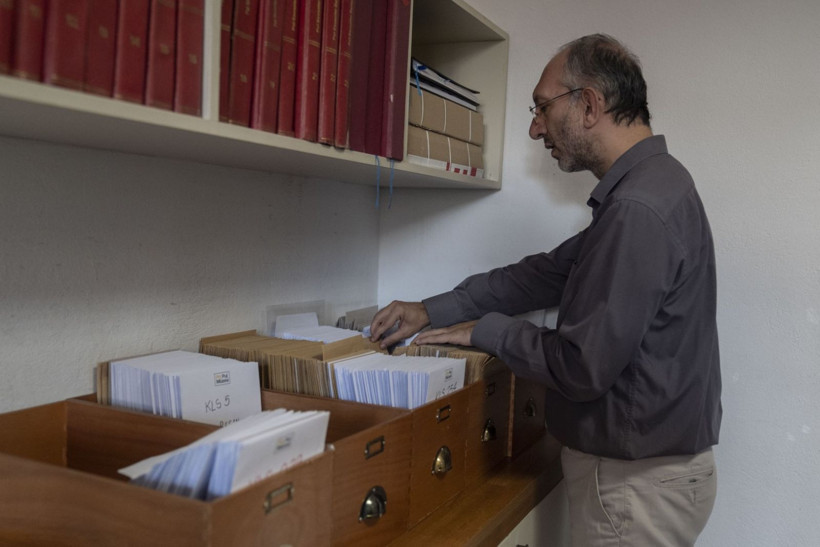 185 yıllık miras: Nadir pullar özel kasalarda saklanıyor - Resim: 6